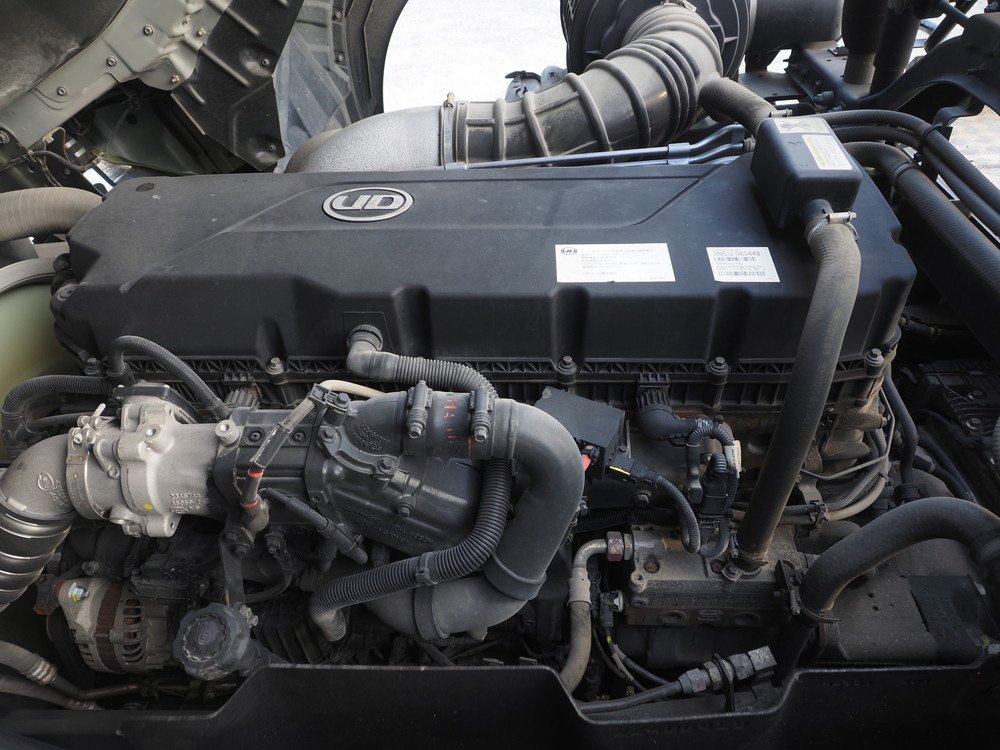 UDトラックス クオン トラクタ 大型 2PG-GK5AAB 年式 R3[写真35]