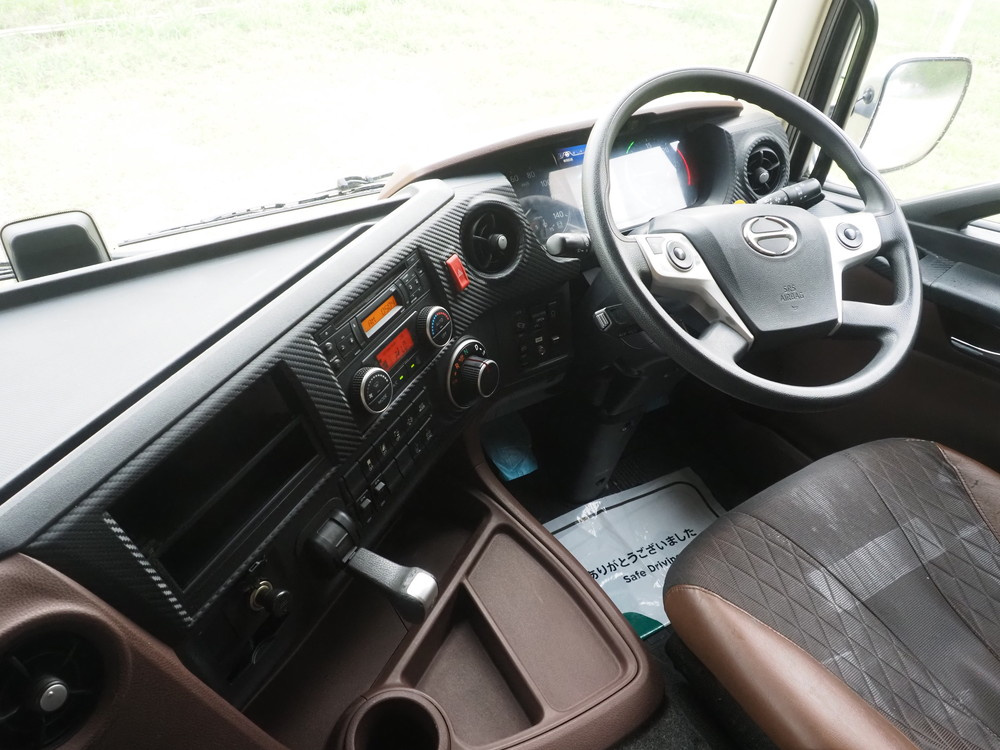日野 プロフィア ウイング車 大型 2DG-FW1AHG 年式 H30[写真31]