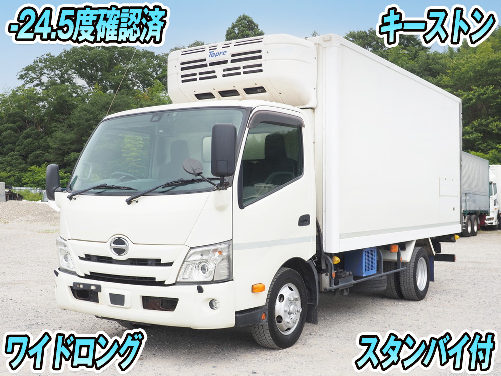日野 デュトロ 冷凍バン 小型 2RG-XZU712M 年式 R2[写真01]