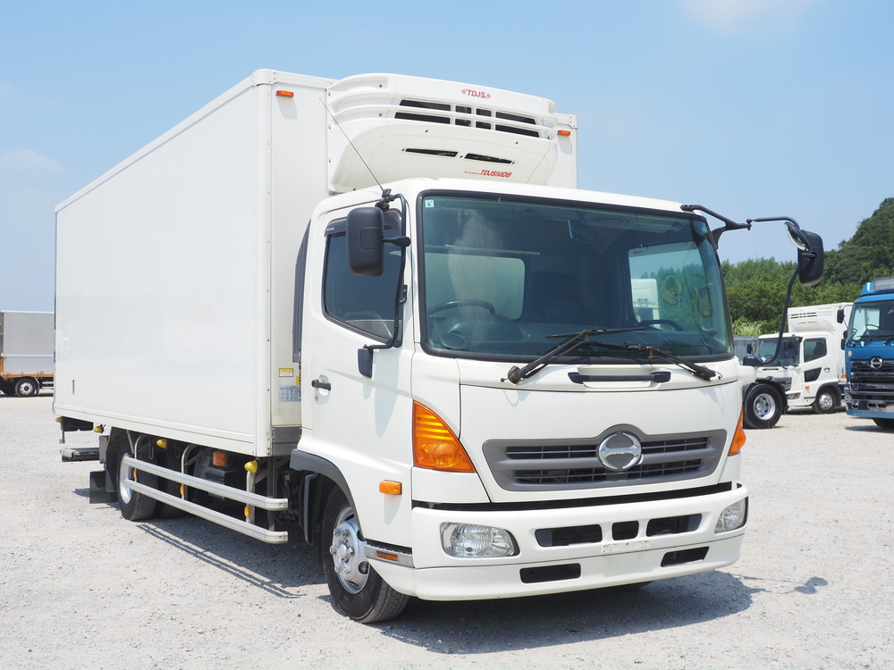 日野 レンジャープロ 冷凍バン 中型 TKG-FC7JKAG 年式 H29[写真03]