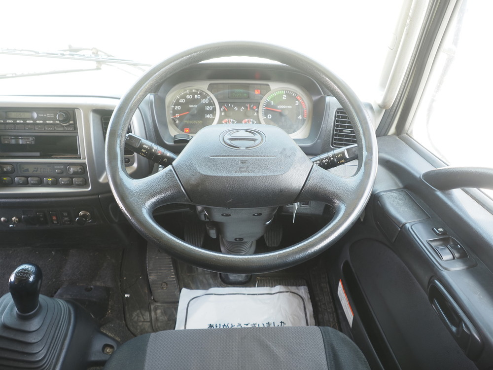 日野 レンジャープロ 冷凍バン 中型 TKG-FC7JKAG 年式 H29[写真20]