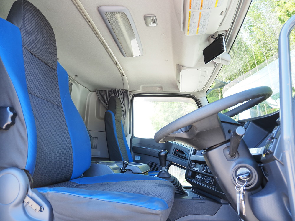 いすゞ ギガ 冷凍ウイング 大型 2KG-CYJ77C 年式 H30[写真31]