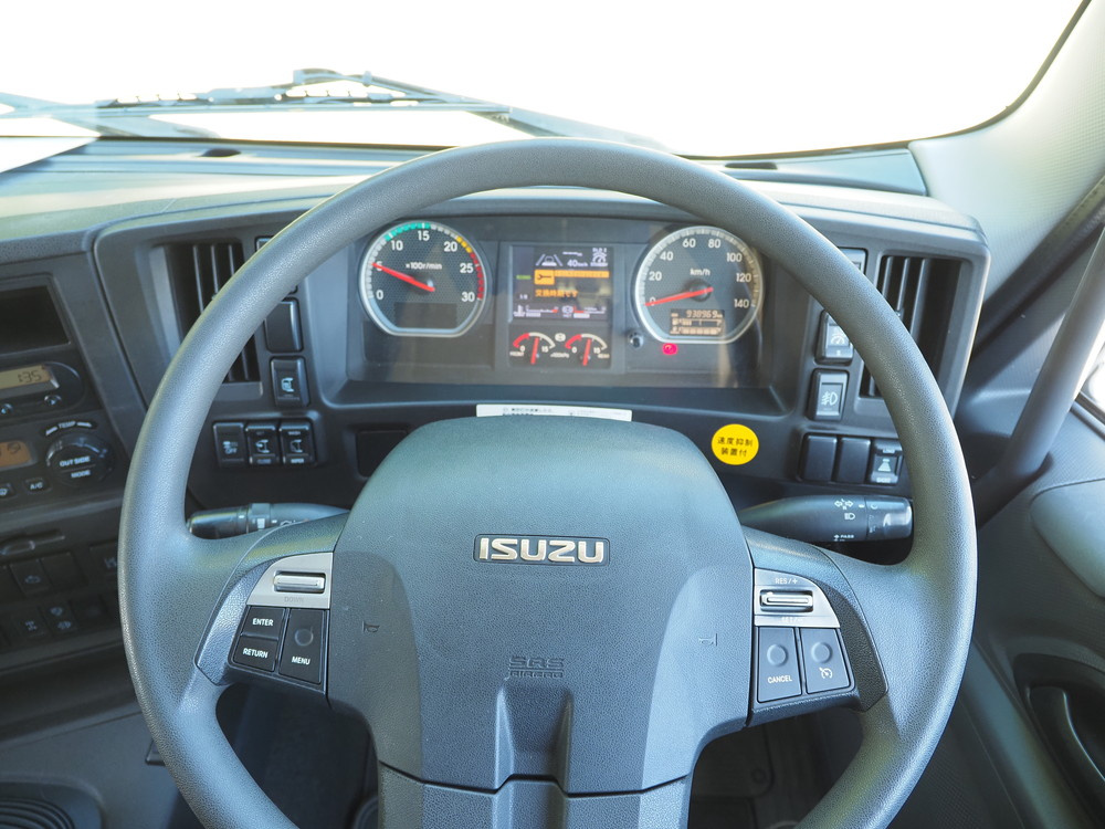 いすゞ ギガ 冷凍ウイング 大型 2KG-CYJ77C 年式 H30[写真32]