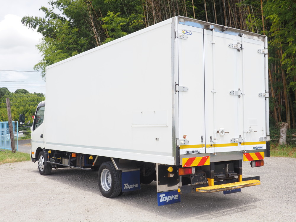 日野 デュトロ 冷凍バン 小型 2RG-XZU722M 年式 R2[写真06]