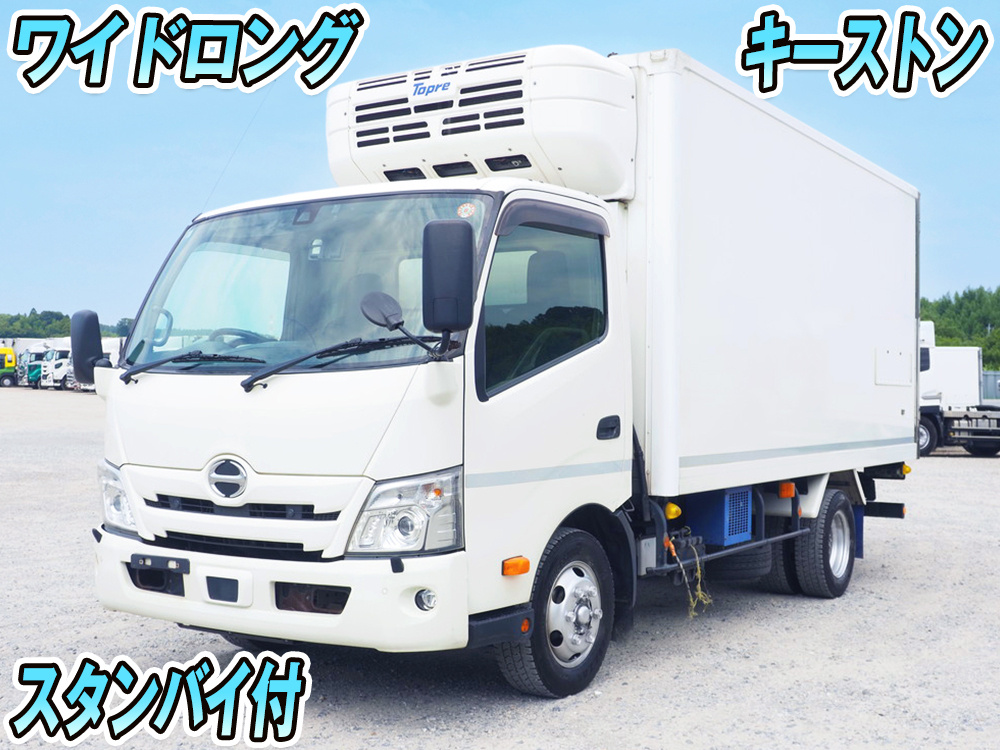 日野 デュトロ 冷凍バン 小型 2RG-XZU712M 年式 R1[写真01]