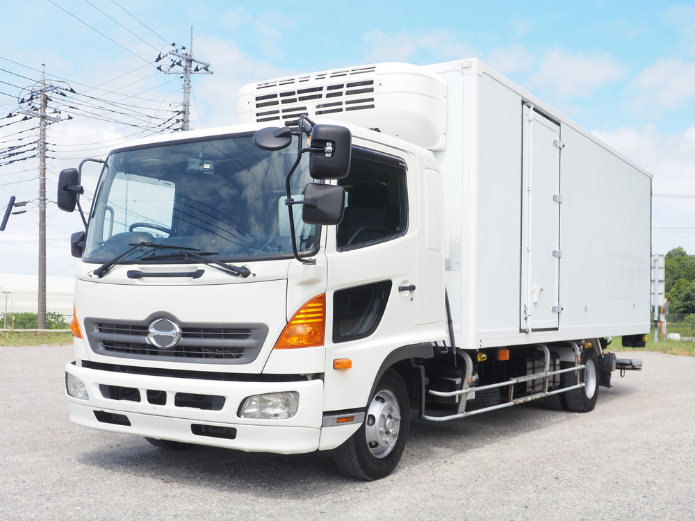 日野 レンジャープロ 冷凍バン 中型 TKG-FD9JLAG 年式 H28[写真01]