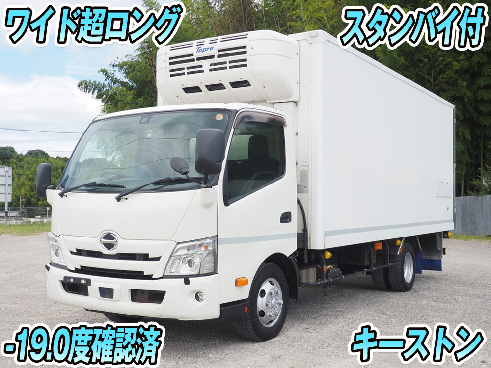 日野 デュトロ 冷凍バン 小型 2RG-XZU722M 年式 R2[写真01]