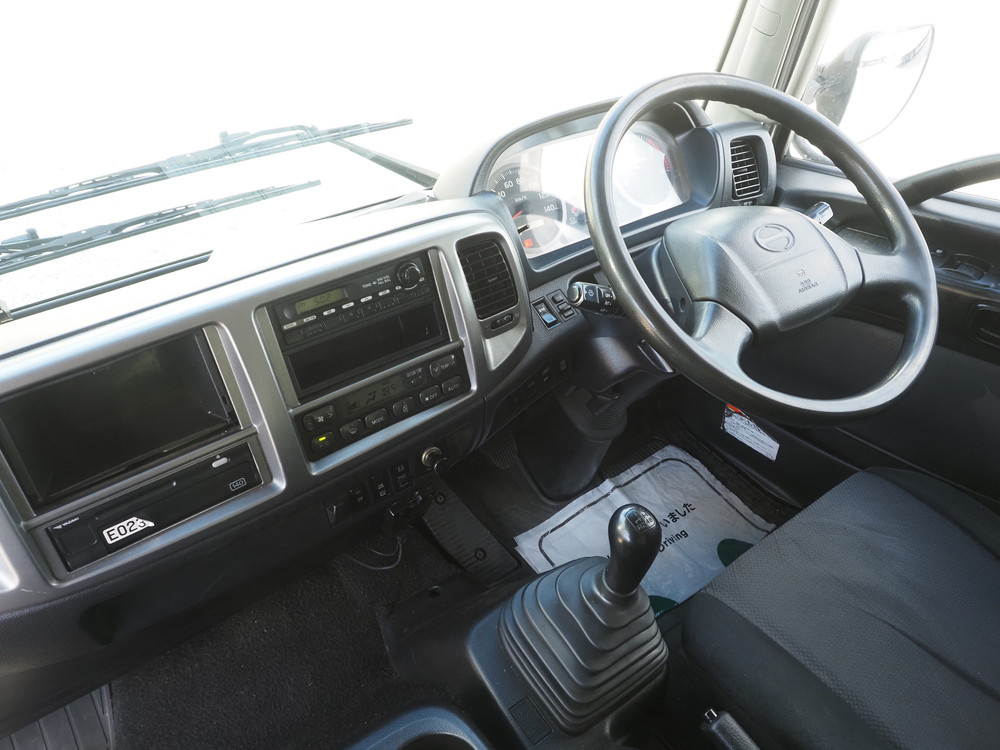 日野 レンジャープロ バン車 中型 TKG-FC9JKAG 年式 H27[写真18]