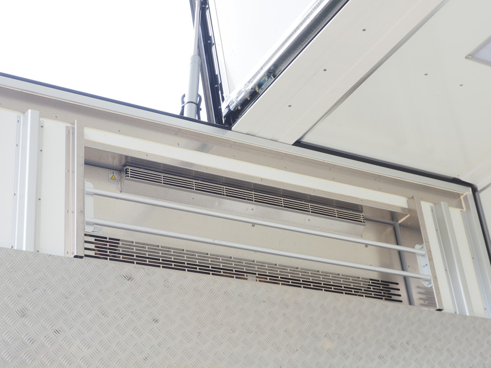 いすゞ ギガ 冷凍ウイング 大型 2PG-CYJ77D 年式 R7[写真31]