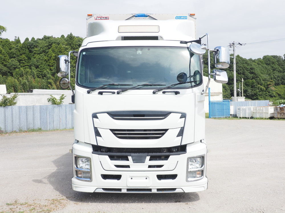 いすゞ ギガ ウイング車 大型 QPG-CYJ77B 年式 H28[写真03]