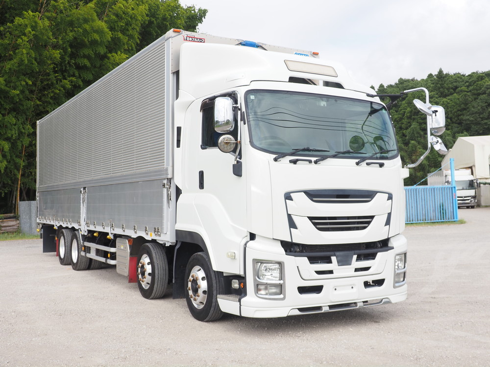 いすゞ ギガ ウイング車 大型 QPG-CYJ77B 年式 H28[写真04]