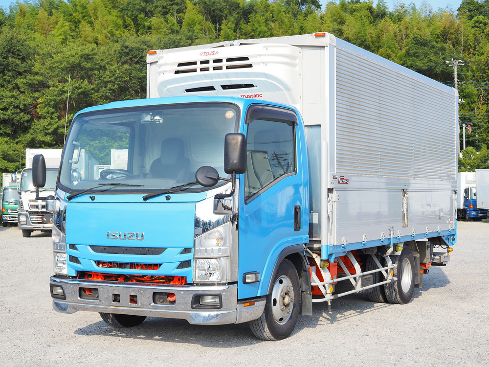 いすゞ エルフ 冷凍ウイング 小型 TRG-NPR85AN 年式 H30[写真02]