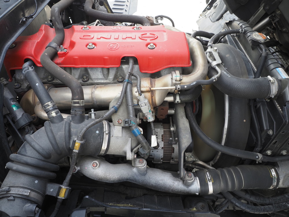 日野 レンジャープロ バン車 中型 TKG-FC9JKAG 年式 H27[写真28]