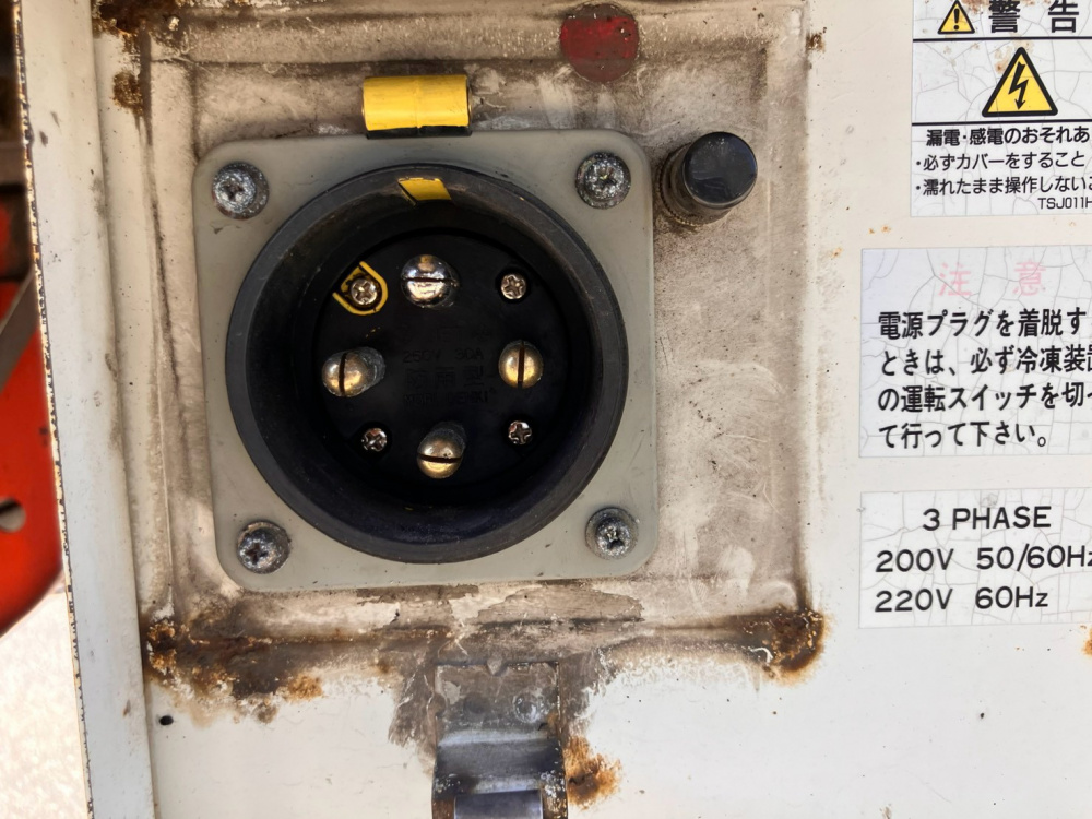 日野 レンジャープロ 冷凍ウイング 中増t LKG-FE7JMAG 年式 H23[写真07]