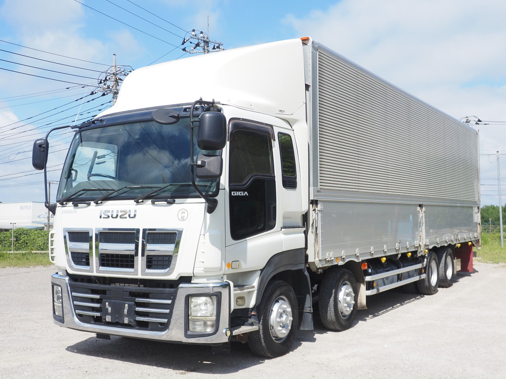 いすゞ ギガ ウイング車 大型 QKG-CYJ77A 年式 H24[写真01]