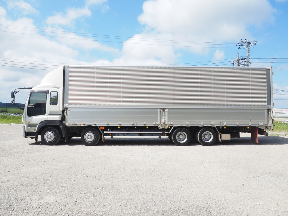 いすゞ ギガ ウイング車 大型 QKG-CYJ77A 年式 H24[写真10]