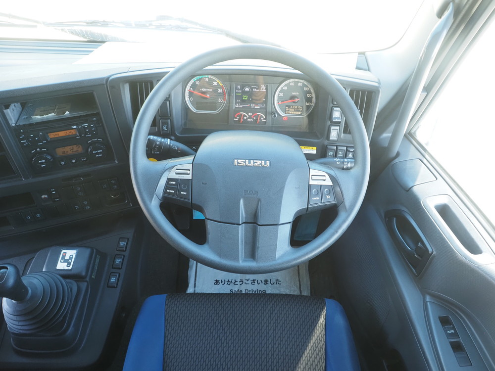 いすゞ ギガ ウイング車 大型 2PG-CYJ77C 年式 R1[写真33]