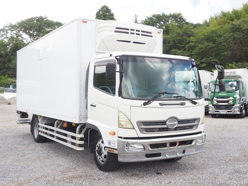 日野 レンジャープロ 冷凍バン 中増t BKG-GC7JKYA 年式 H22[写真04]