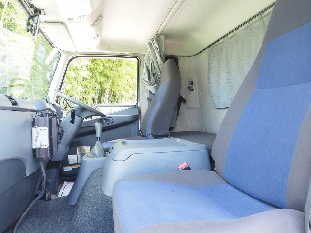 三菱ふそう ファイター ウイング車 中型 TKG-FK64F 年式 H26[写真33]
