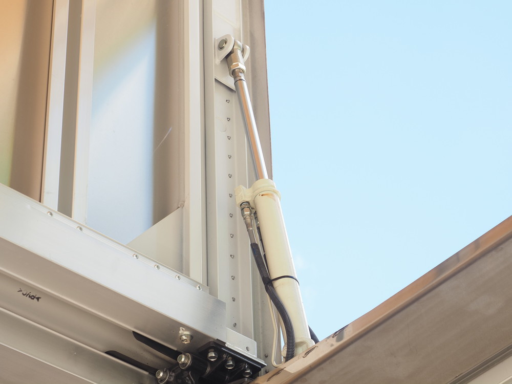 日野 レンジャープロ ウイング車 中型 TPG-FD7JMAG 年式 H29[写真16]