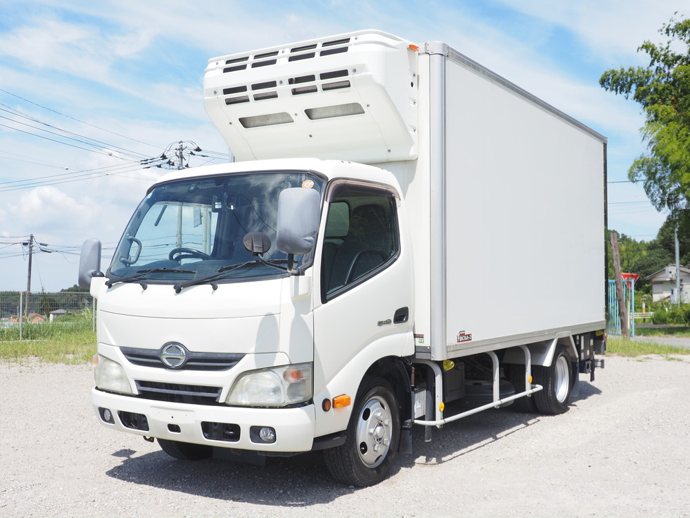 日野 デュトロ 冷凍バン 小型 TKG-XZU655M 年式 H26[写真01]