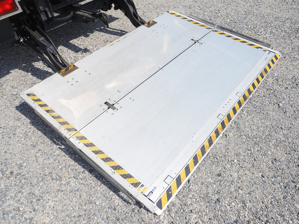 日野 レンジャー 冷凍バン 中型 2KG-FC2ABG 年式 R1[写真20]