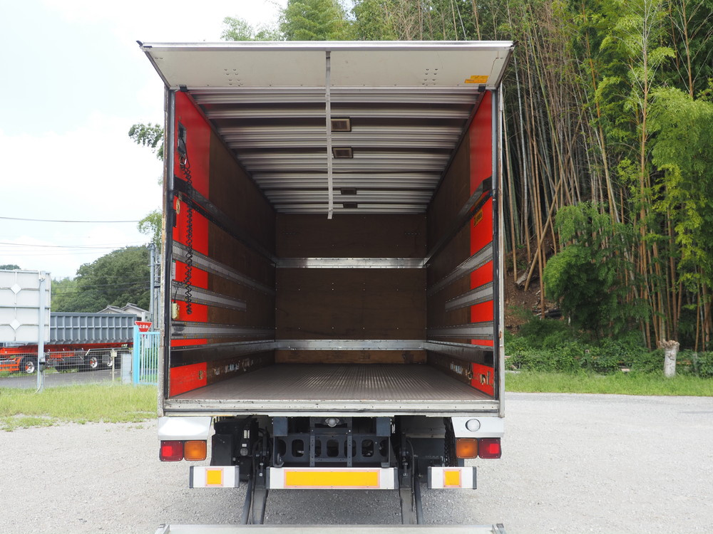 いすゞ フォワード バン車 中増t LKG-FTR90T2 年式 H23[写真05]