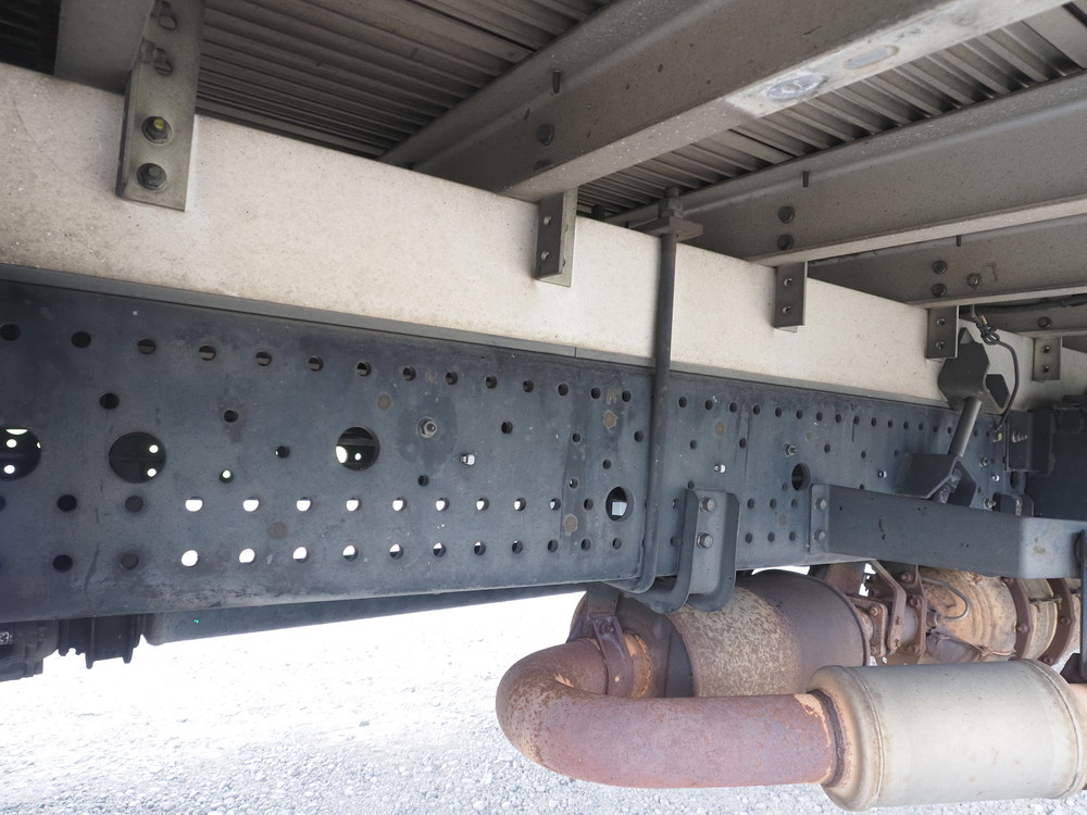 いすゞ フォワード バン車 中増t LKG-FTR90T2 年式 H23[写真21]