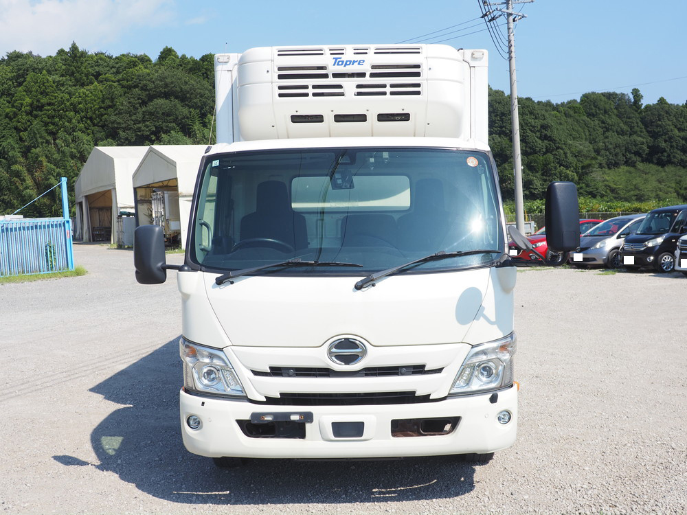 日野 デュトロ 冷凍バン 小型 2RG-XZU712M 年式 R1[写真02]