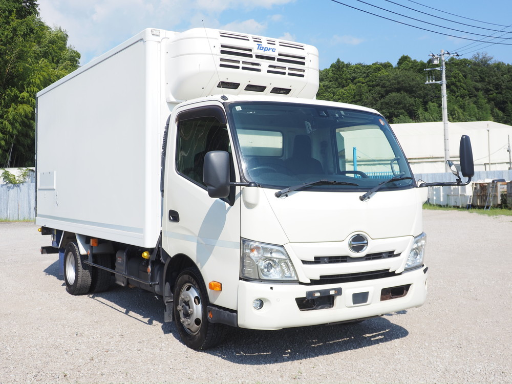 日野 デュトロ 冷凍バン 小型 2RG-XZU712M 年式 R1[写真03]