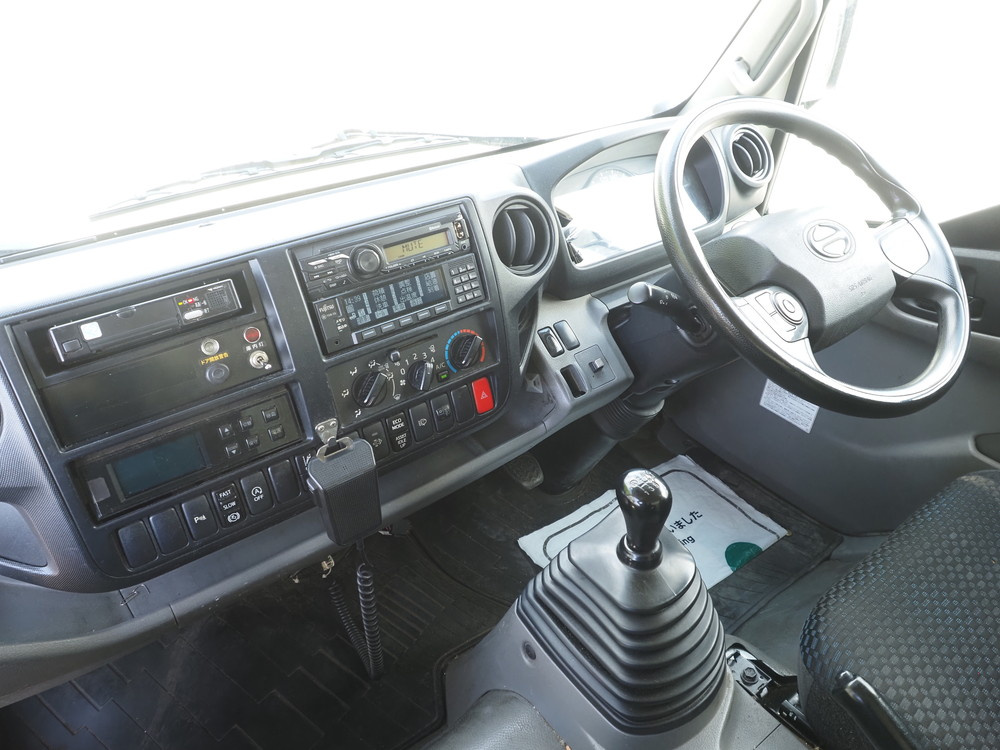 日野 デュトロ 冷凍バン 小型 2RG-XZU712M 年式 R1[写真24]