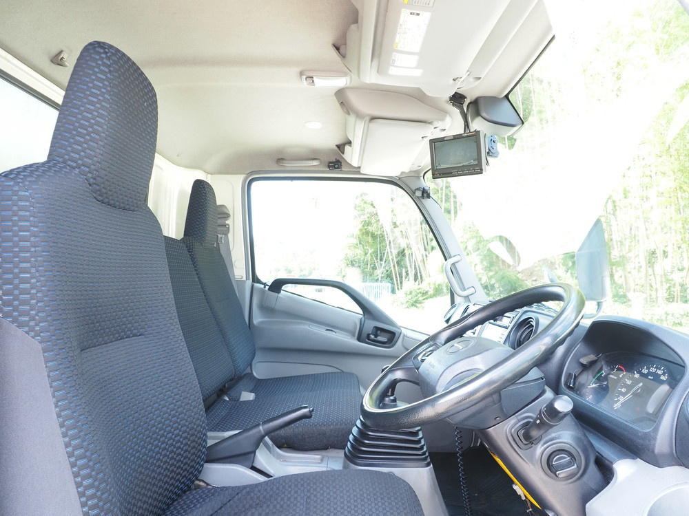 日野 デュトロ 冷凍バン 小型 2RG-XZU712M 年式 R1[写真22]
