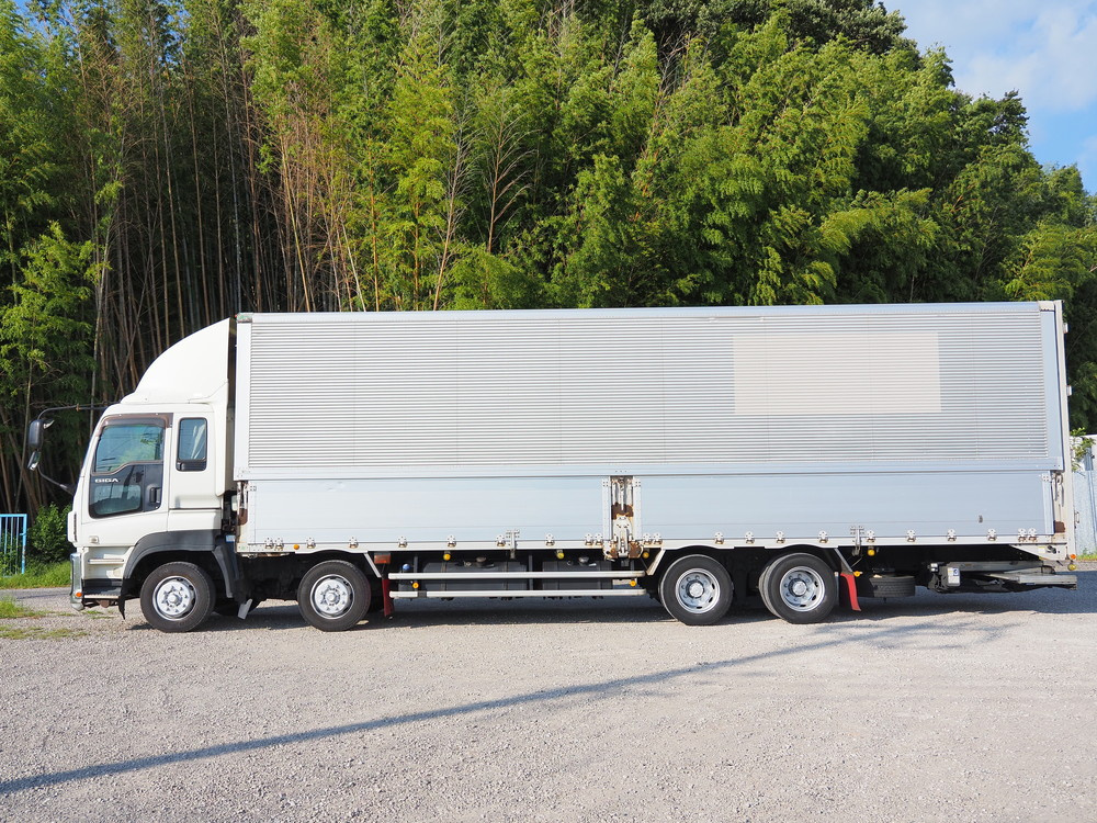いすゞ ギガ ウイング車 大型 QKG-CYJ77A 年式 H27[写真07]