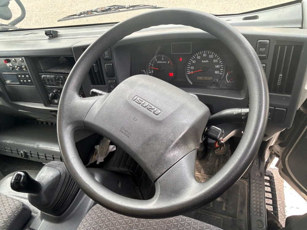 いすゞ エルフ 冷凍バン 小型 TPG-NPR85AN 年式 H30[写真04]