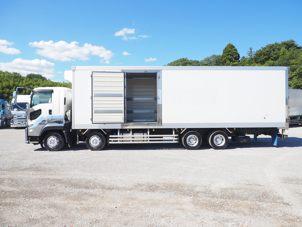 いすゞ ギガ 冷凍バン 大型 QKG-CYJ77B 年式 H29[写真17]