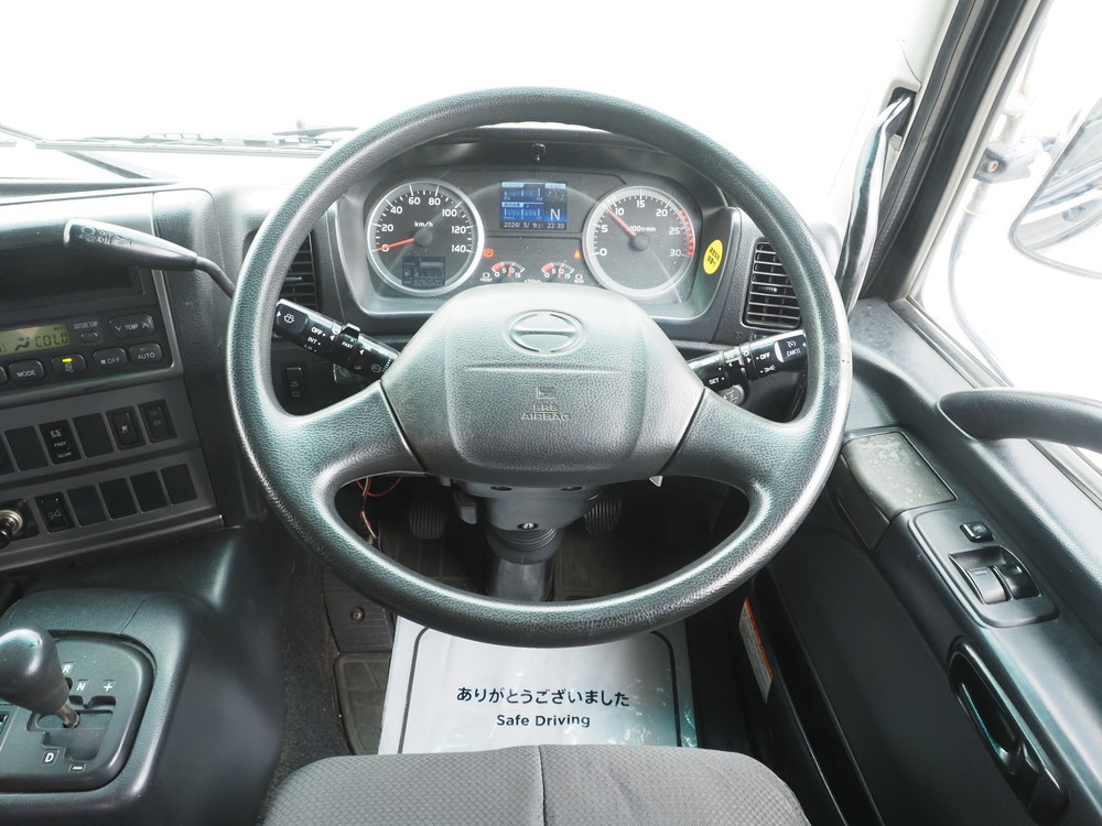 日野 プロフィア トラクタ 大型 QKG-SH1EDAG 年式 H25[写真21]