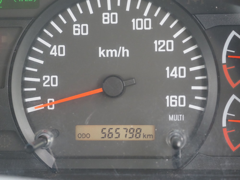 いすゞ フォワード 冷凍バン 中型 TKG-FRR90T2 年式 H29[写真31]