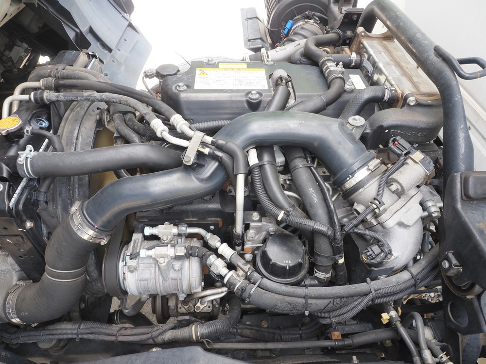 いすゞ フォワード 冷凍バン 中型 TKG-FRR90T2 年式 H29[写真36]
