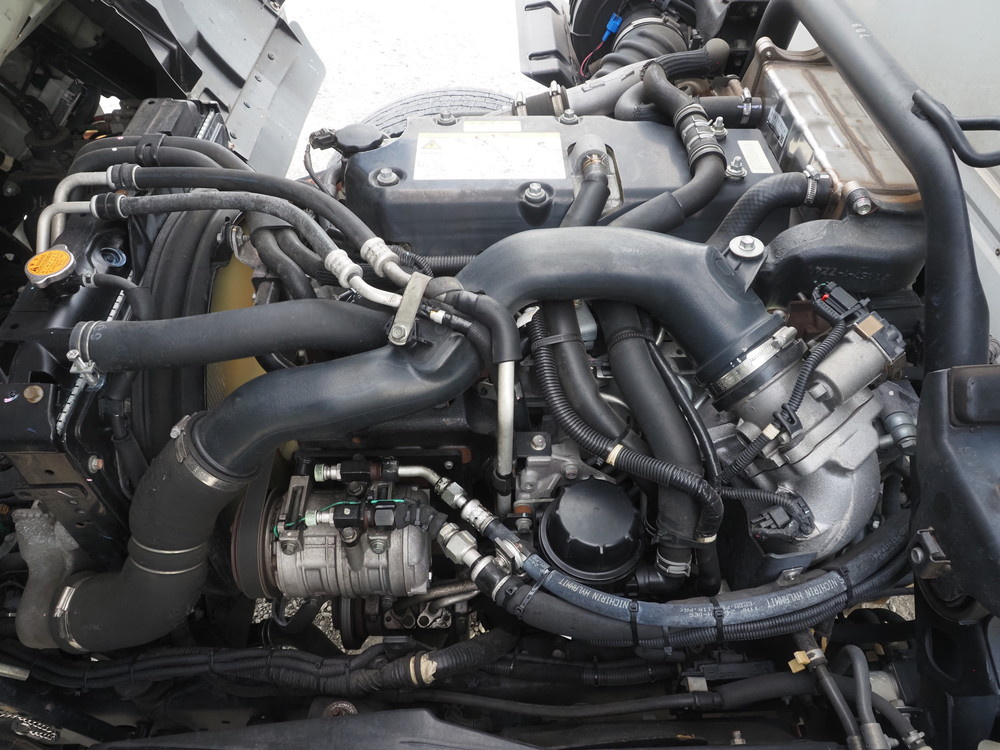 いすゞ フォワード 冷凍バン 中型 TKG-FRR90T2 年式 H29[写真44]