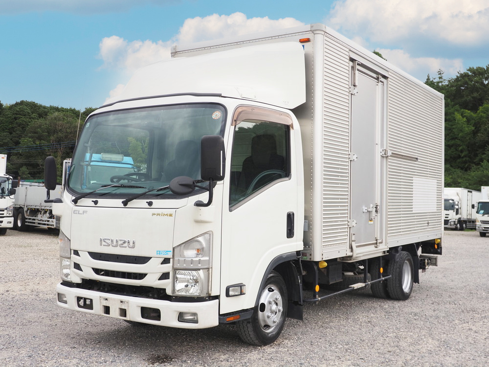いすゞ エルフ バン車 小型 TRG-NLR85AN 年式 H30[写真01]