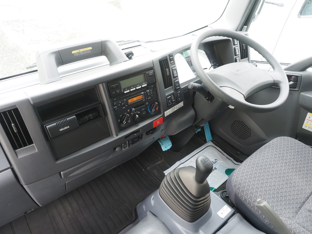 いすゞ エルフ 冷凍バン 小型 2RG-NPR88AN 年式 R2[写真33]