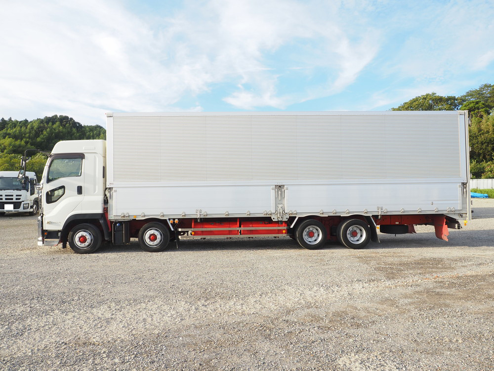 いすゞ ギガ ウイング車 大型 2PG-CYJ77C 年式 R2[写真12]