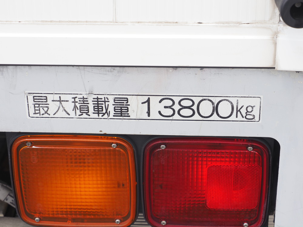 いすゞ ギガ ウイング車 大型 QKG-CYJ77A 年式 H27[写真26]