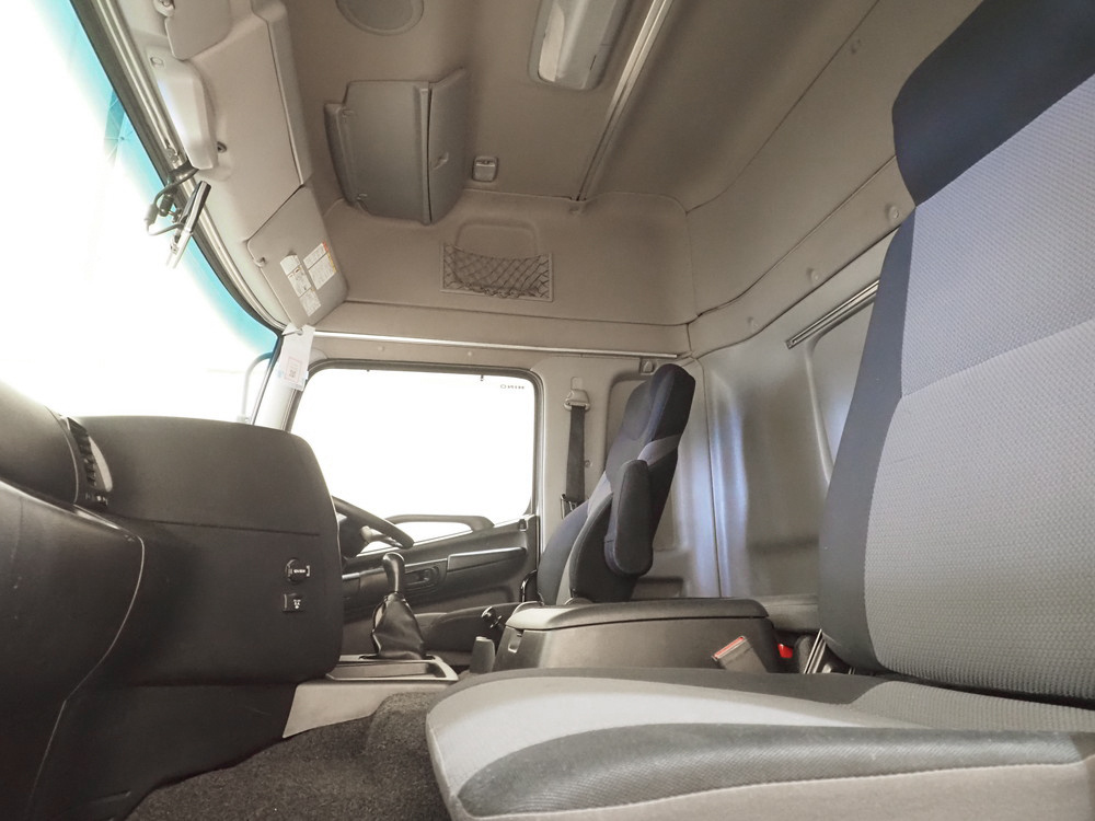 日野 プロフィア ウイング車 大型 QPG-FW1EXEG 年式 H29[写真39]