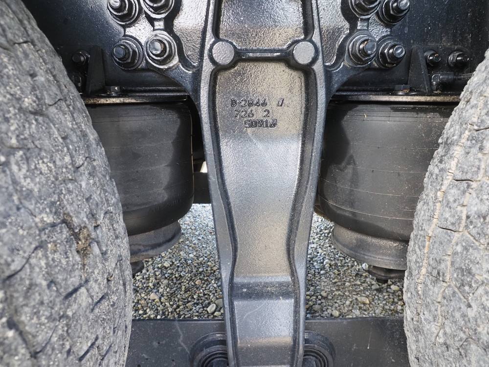 いすゞ ギガ 冷凍バン 大型 QKG-CYL77AZ 年式 H28[写真38]