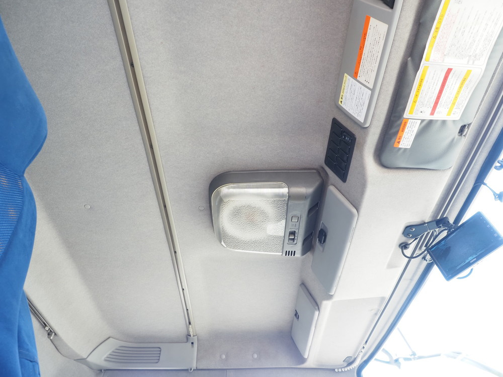 いすゞ ギガ 冷凍バン 大型 QKG-CYL77AZ 年式 H28[写真33]