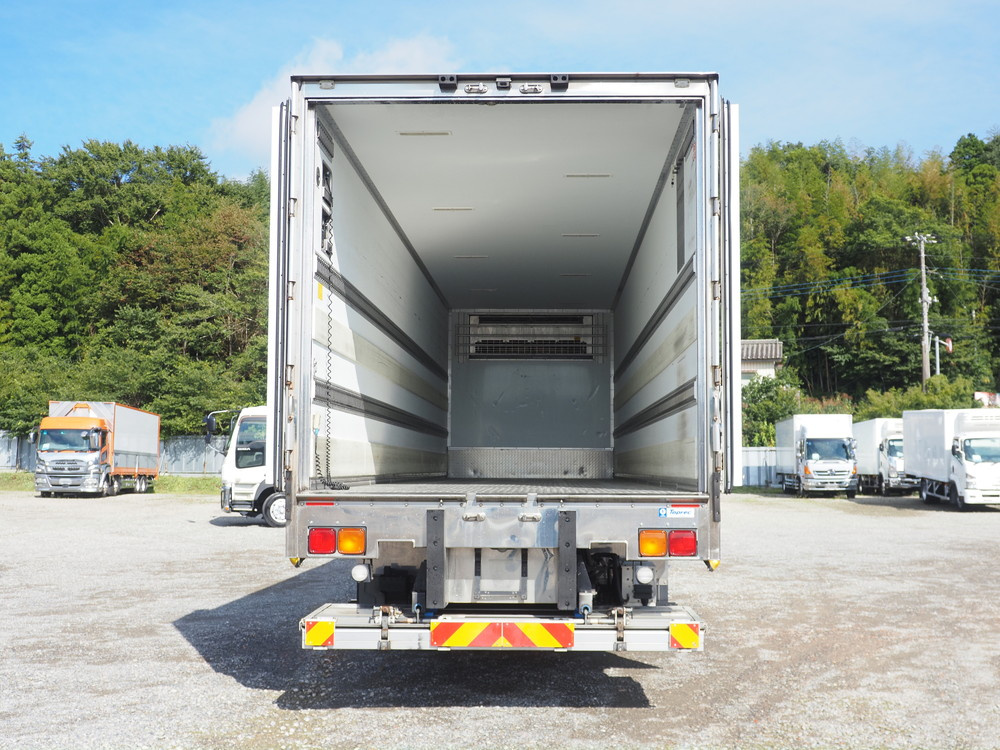 いすゞ ギガ 冷凍バン 大型 QKG-CYL77AZ 年式 H28[写真15]