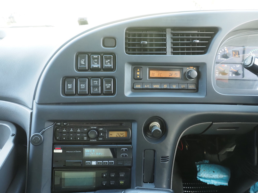 いすゞ ギガ 冷凍バン 大型 QKG-CYL77AZ 年式 H28[写真29]