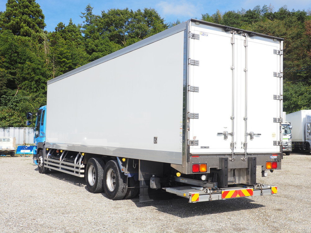 いすゞ ギガ 冷凍バン 大型 QKG-CYL77AZ 年式 H28[写真07]