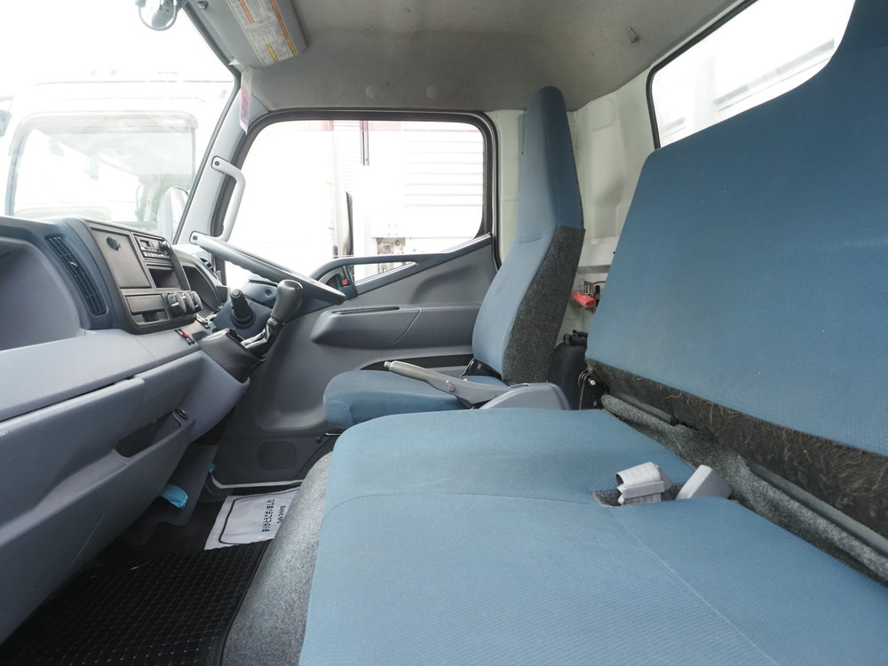 三菱ふそう キャンター ウイング車 小型 TKG-FEB80 年式 H25[写真40]
